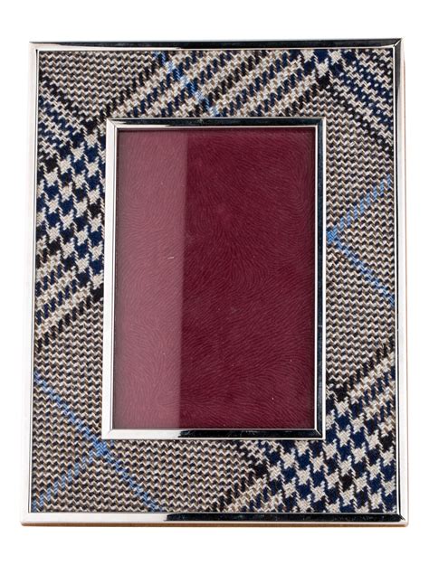 burberry picture frame